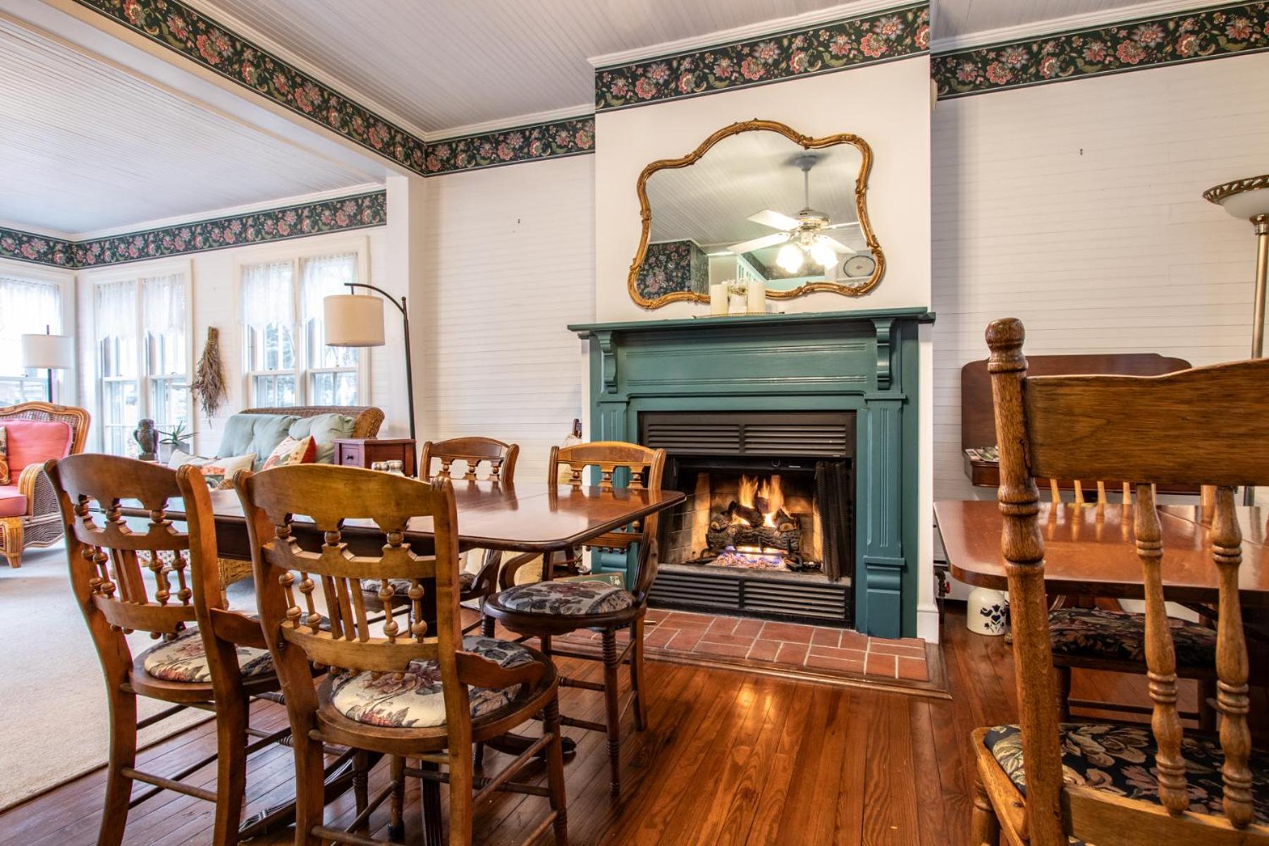 The Oaks Victorian Inn 克里斯琴斯堡 外观 照片
