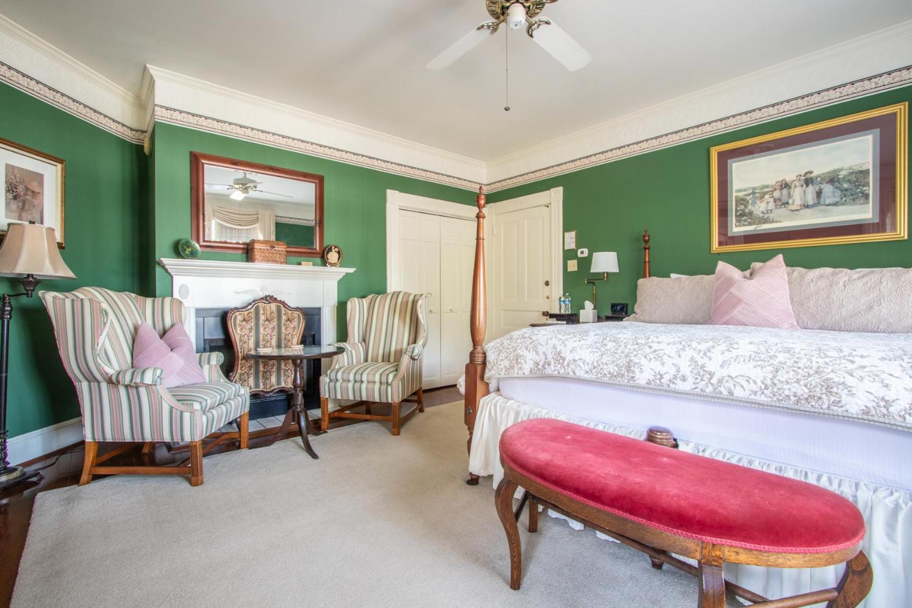 The Oaks Victorian Inn 克里斯琴斯堡 外观 照片