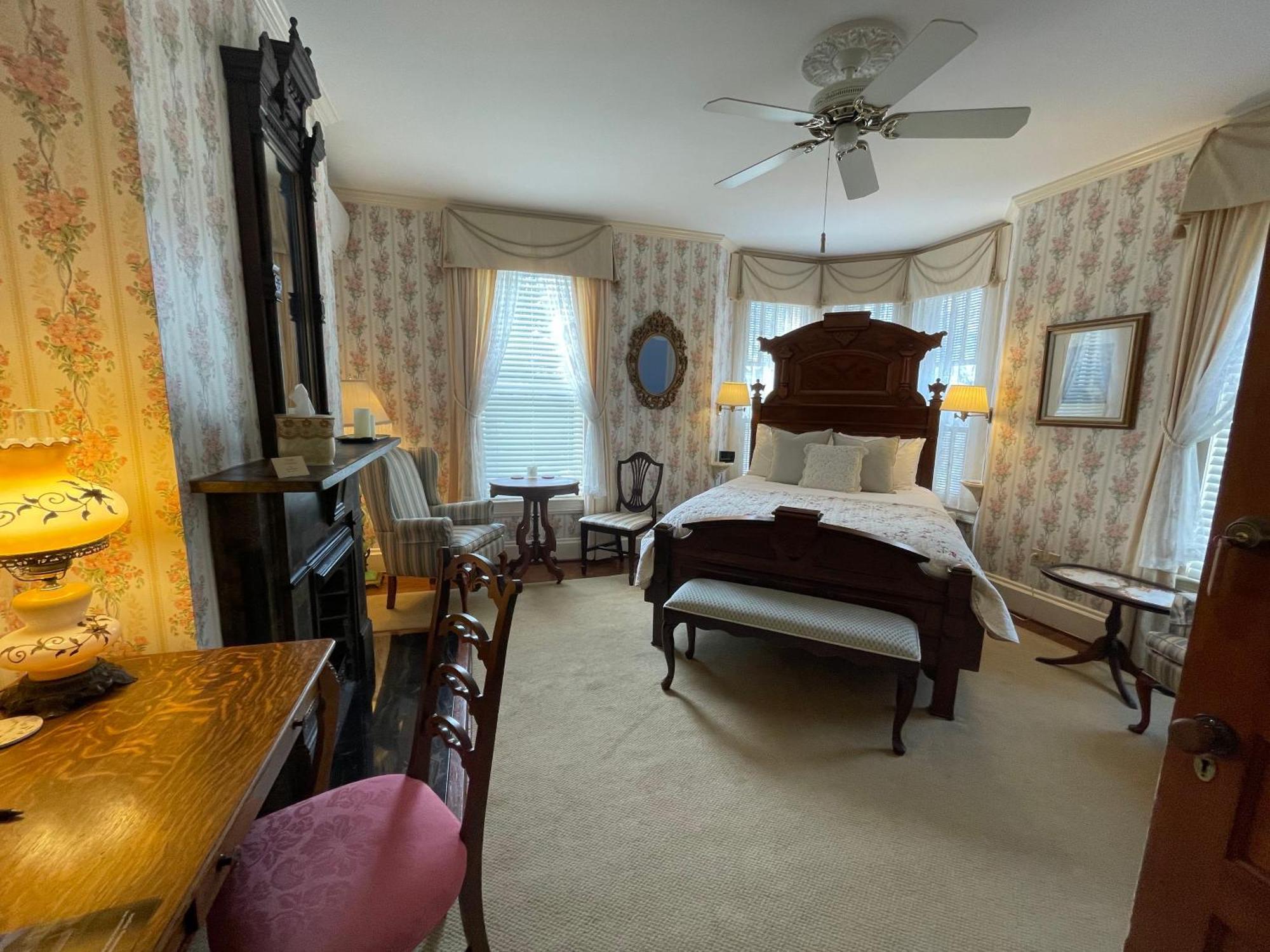 The Oaks Victorian Inn 克里斯琴斯堡 外观 照片